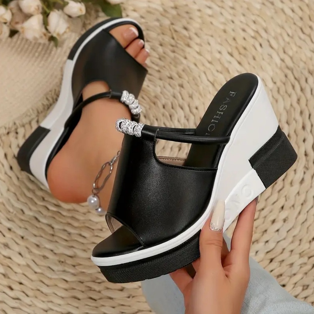 Fashion Nova Black and White Platform Wedge Slides